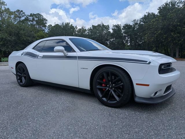 2022 Dodge Challenger R/T's photo