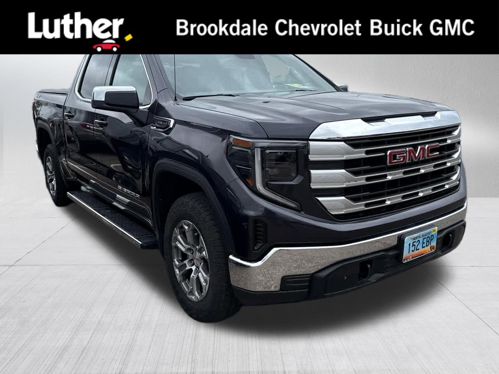 2023 GMC Sierra 4WD Crew Cab Short Box SLE's photo