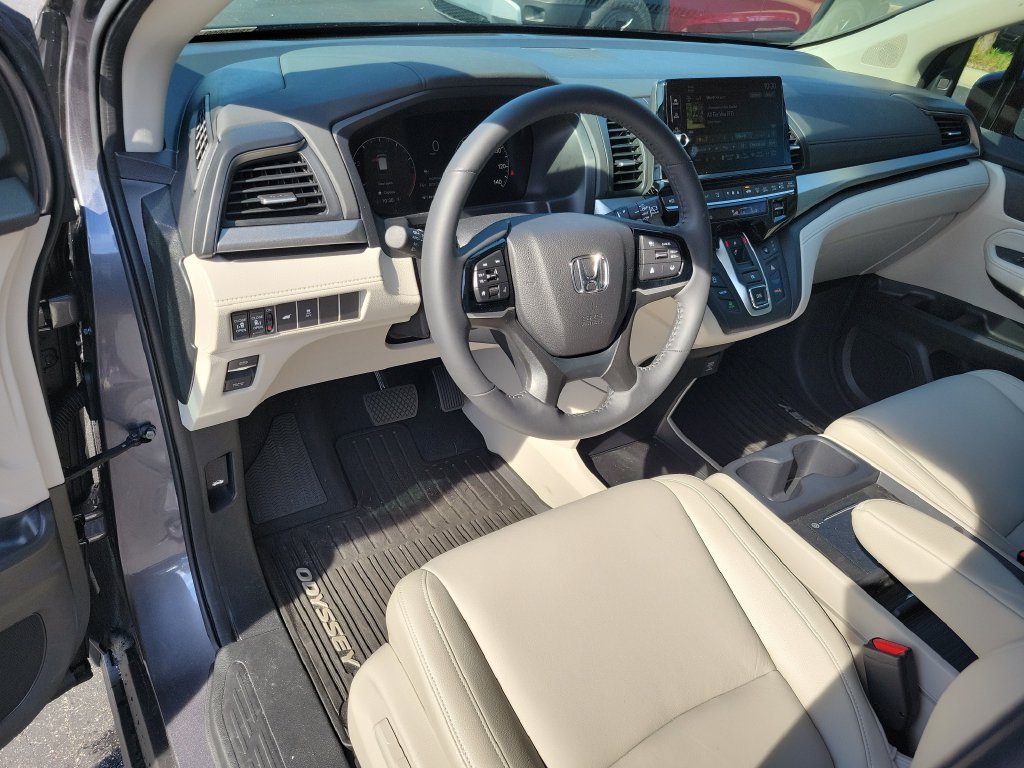 Certified Used 2026 Modern Steel Metallic Honda EX-L image 25