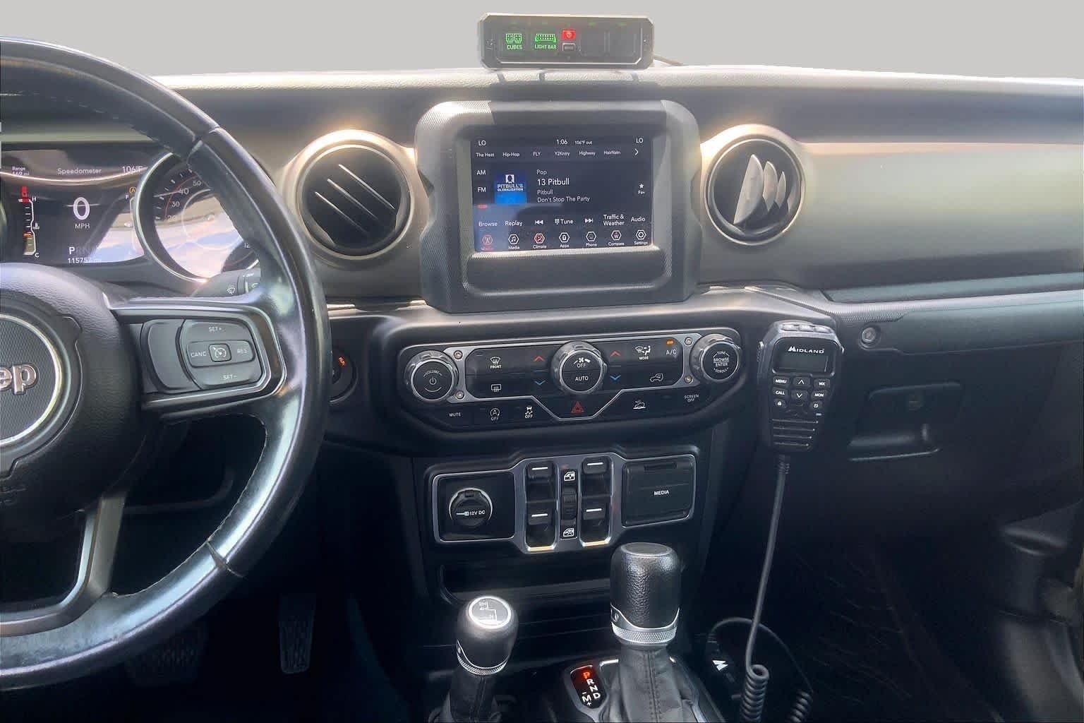 Used 2020 Gator Clearcoat Jeep Sport S image 7