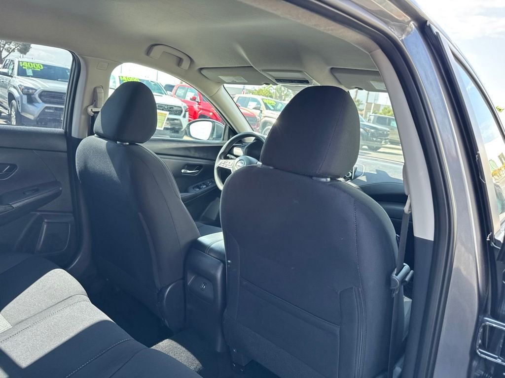 Used 2024 Gray Nissan SV image 23