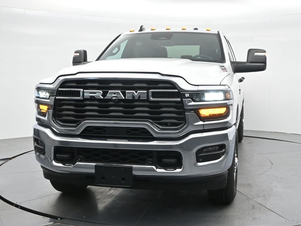 New 2026 Bright White Clear-Coat Exterior Paint RAM Tradesman image 2