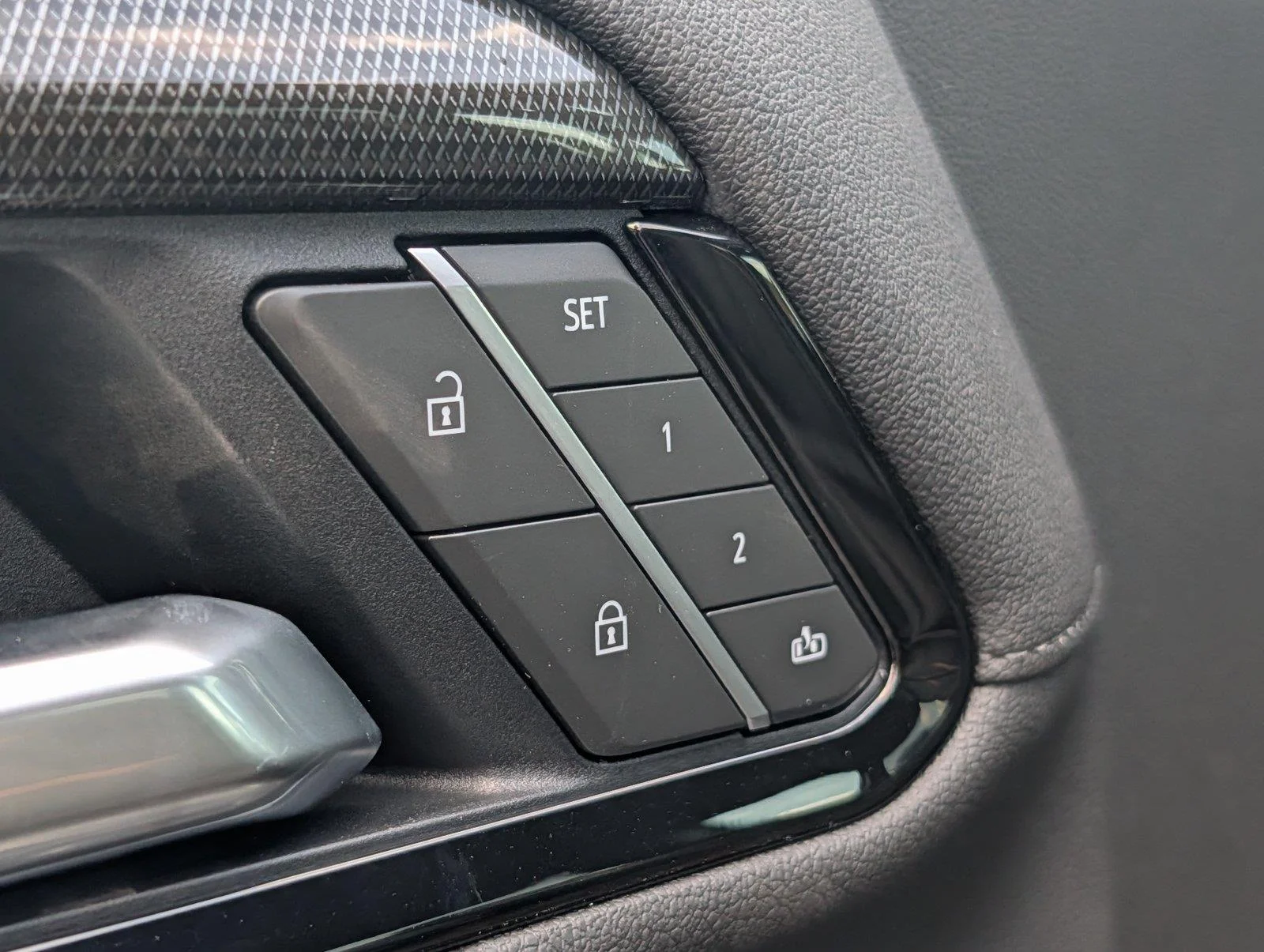 New 2026 Onyx Black GMC AT4 image 18