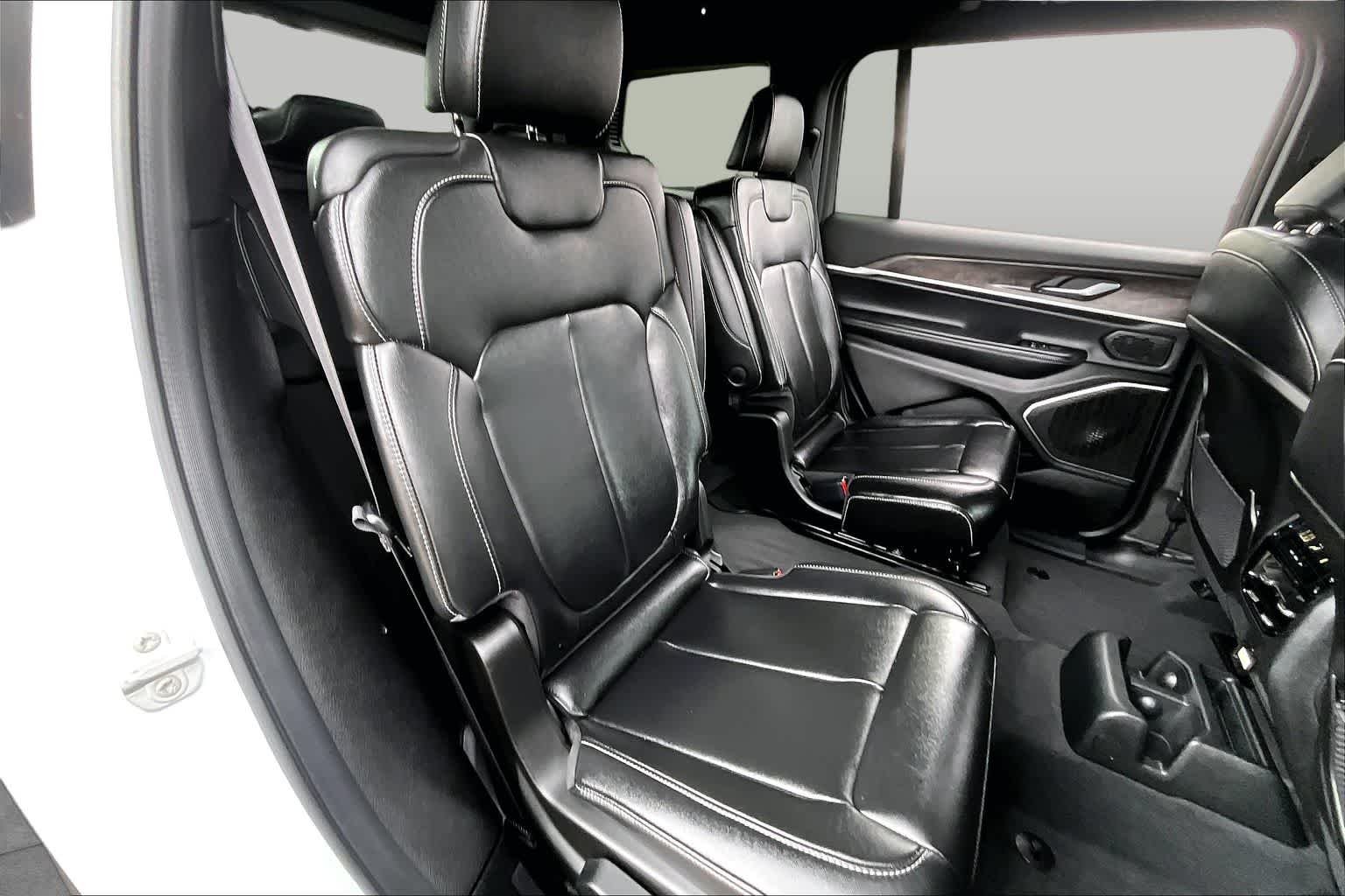 Used 2025 Bright White Clearcoat Jeep Limited image 19