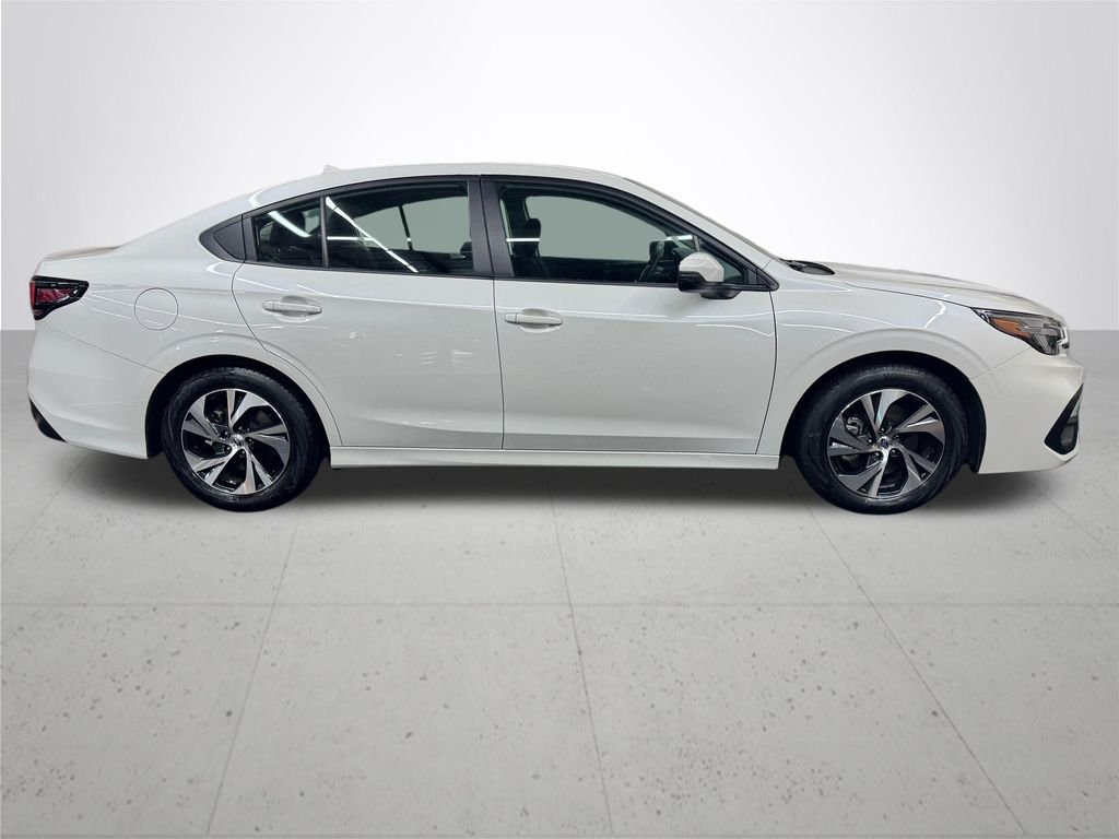 Used 2025 Crystal White Pearl Subaru Premium image 8