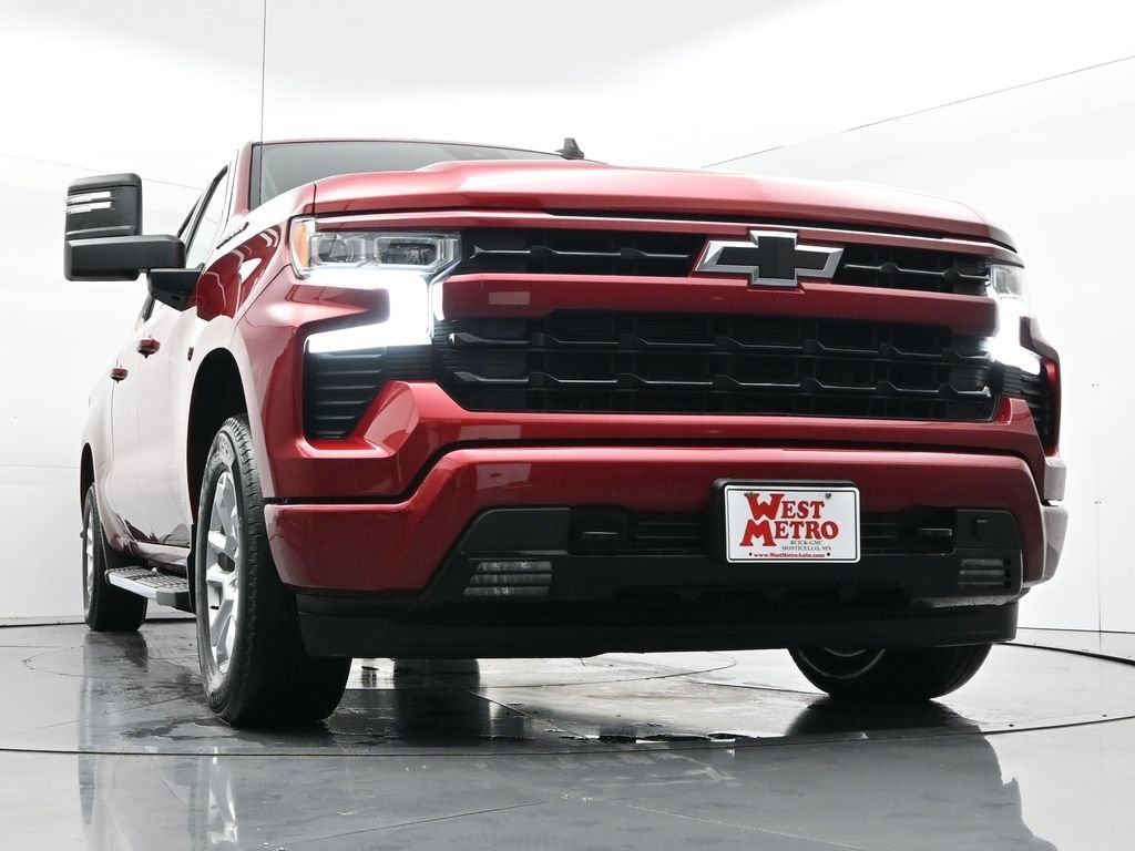 Used 2023 Radiant Red Tintcoat Chevrolet RST image 29