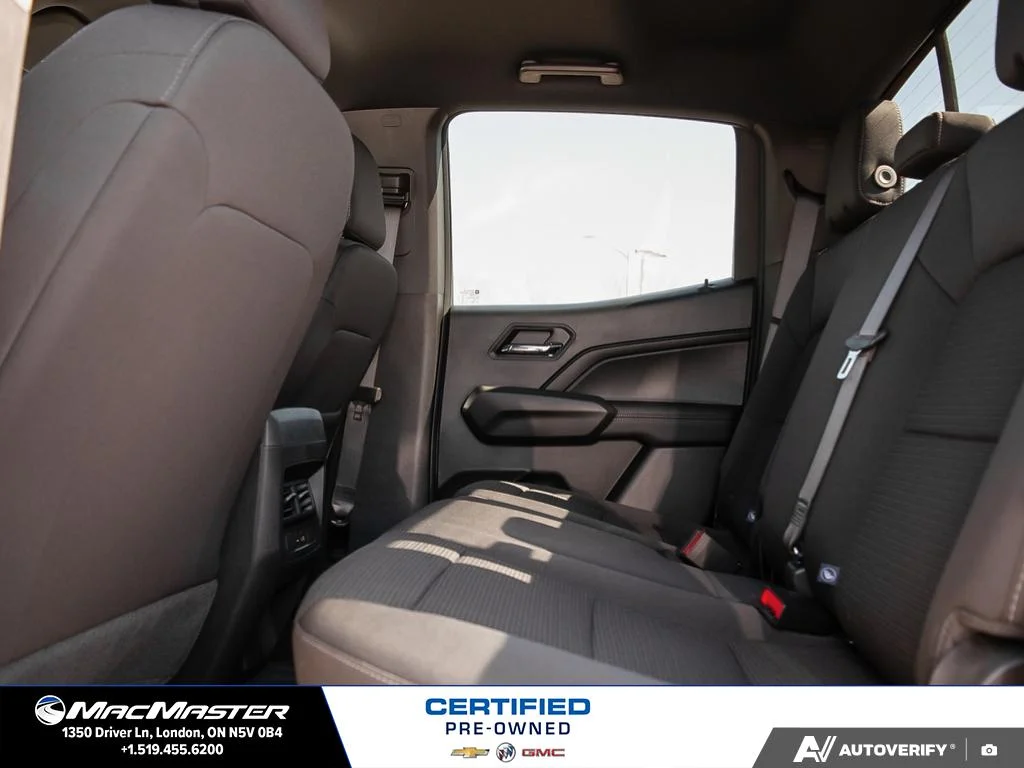 Used 2025  GMC Elevation image 27