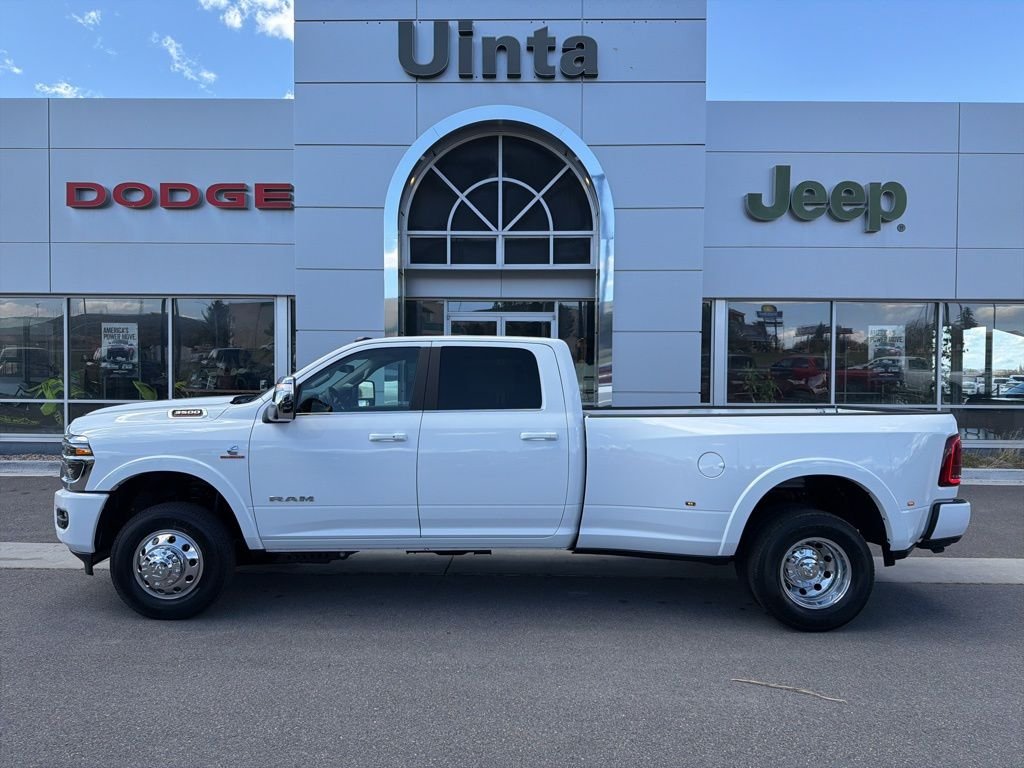 2026 RAM 3500 Limited/Longhorn 4X4 Crew Cab LWB's photo
