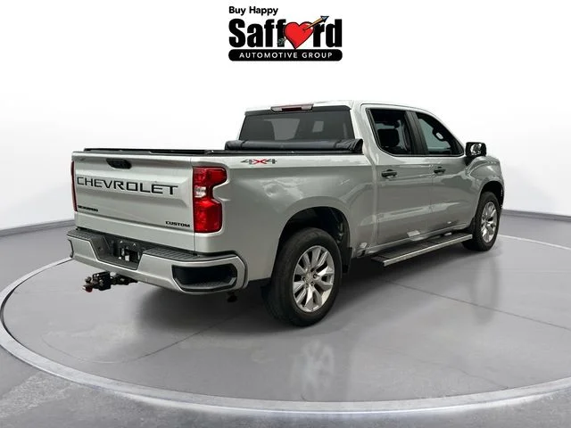 Used 2022 Silver Chevrolet Custom image 7