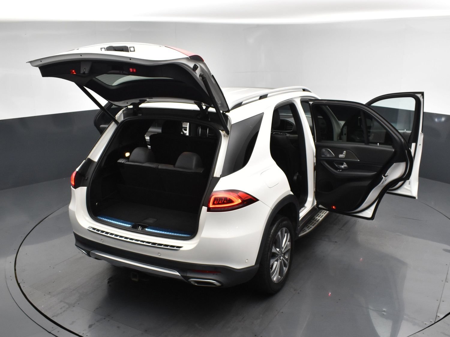 Used 2020 White Mercedes-Benz GLE 350 image 24