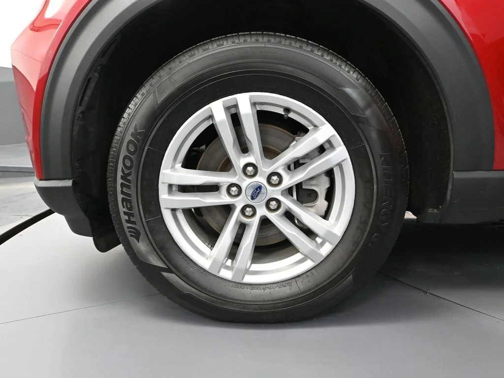 Certified Used 2023 Red Ford XLT image 17