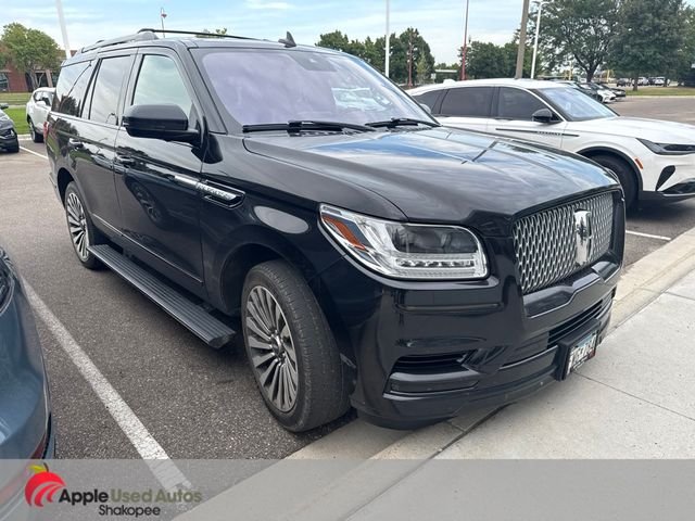 Used 2019 Black Lincoln Reserve image 1