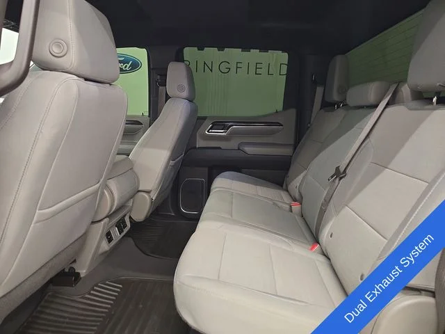 Used 2024 Metallic GMC SLE image 20
