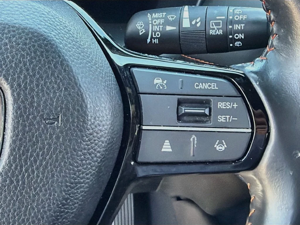 Used 2024 Platinum White Pearl Honda Sport image 15
