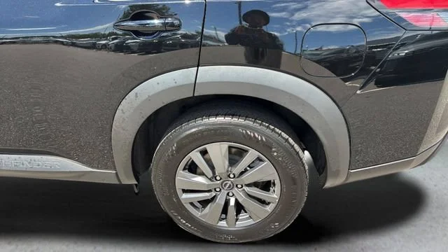 Used 2025 Black Nissan SV image 36