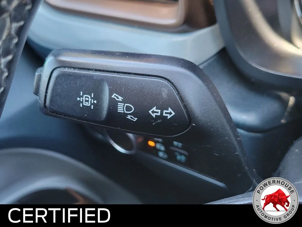 Used 2023 Silver Ford Lariat image 32