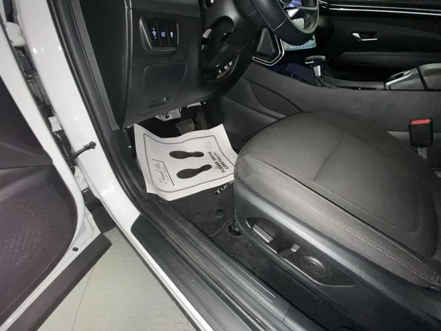 Used 2022 Gray Hyundai SEL image 12