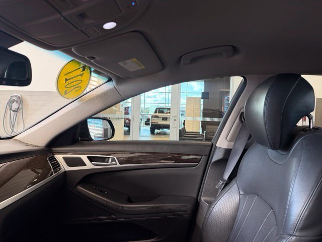 Used 2017 Black Genesis 3.8 image 13
