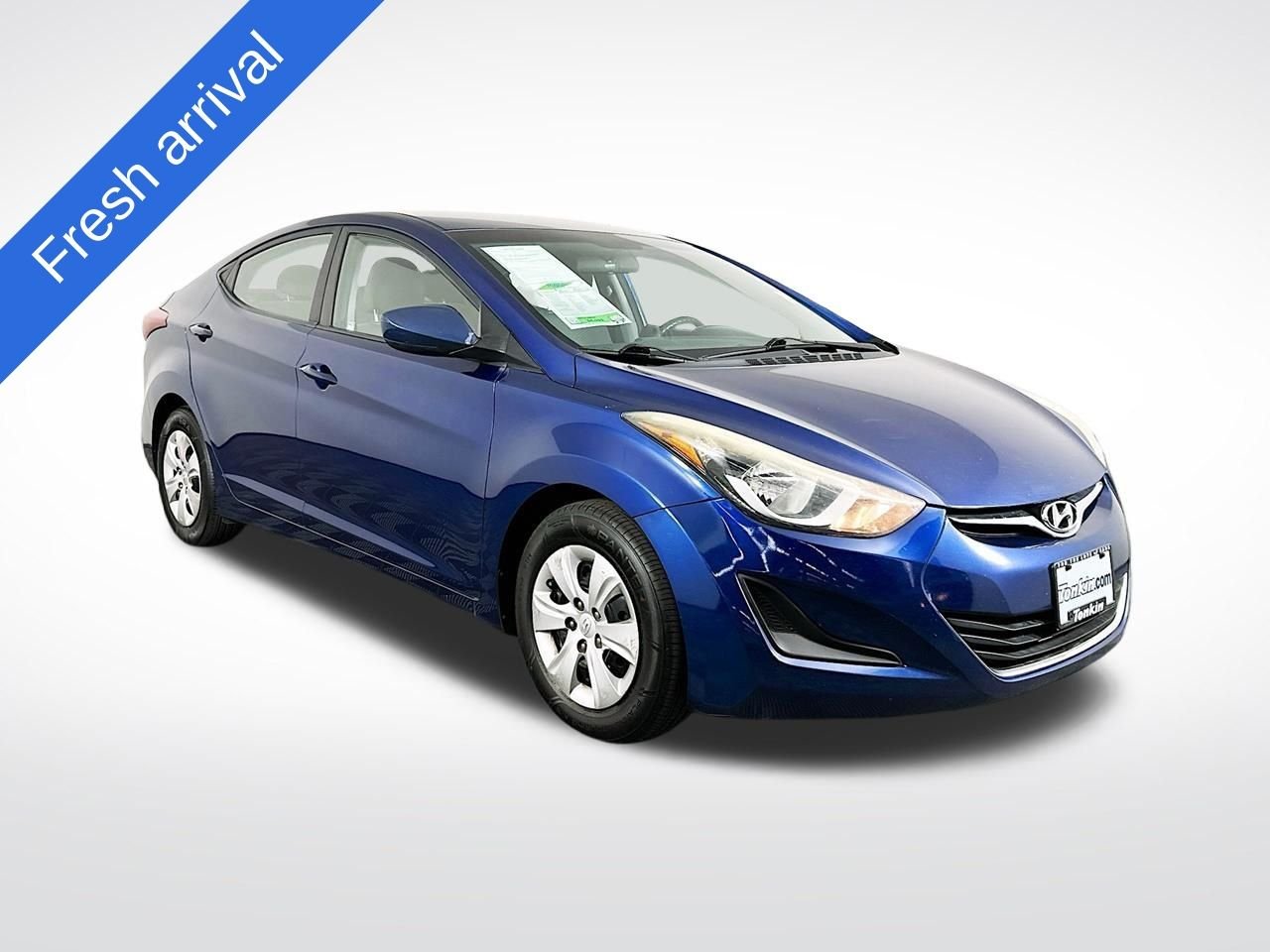 Used 2016 Lakeside Blue Hyundai SE image 1