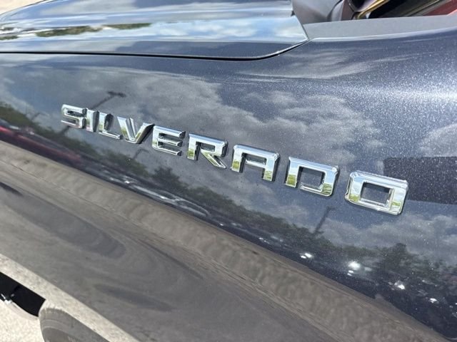 Used 2023 Gray Chevrolet LT image 32
