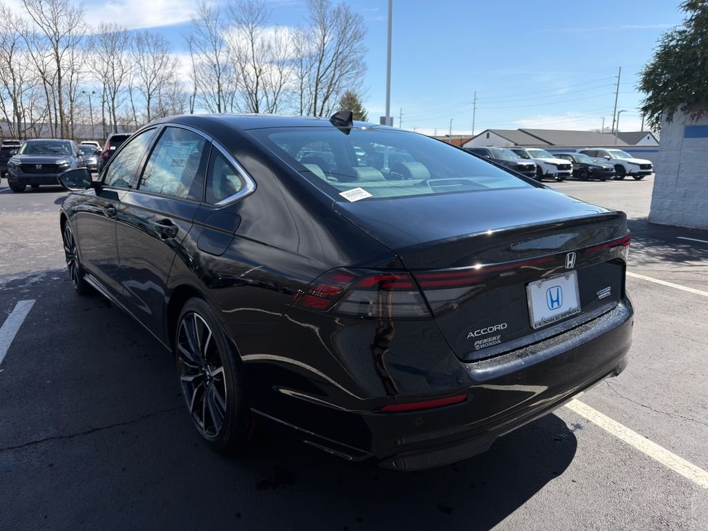 New 2026 Crystal Black Pearl Honda Touring image 3