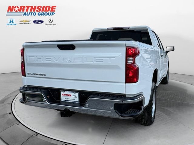 New 2026 Summit White Chevrolet WT image 8