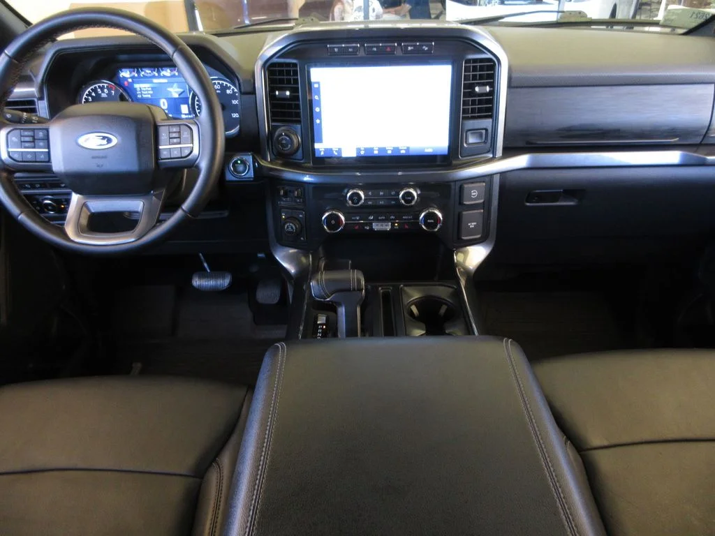 Certified Used 2023 Avalanche Ford XLT image 22