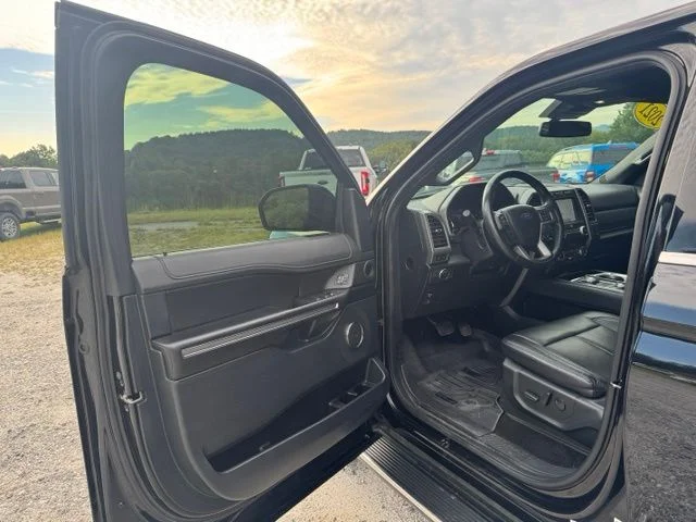 Used 2021 Black Ford XLT image 12