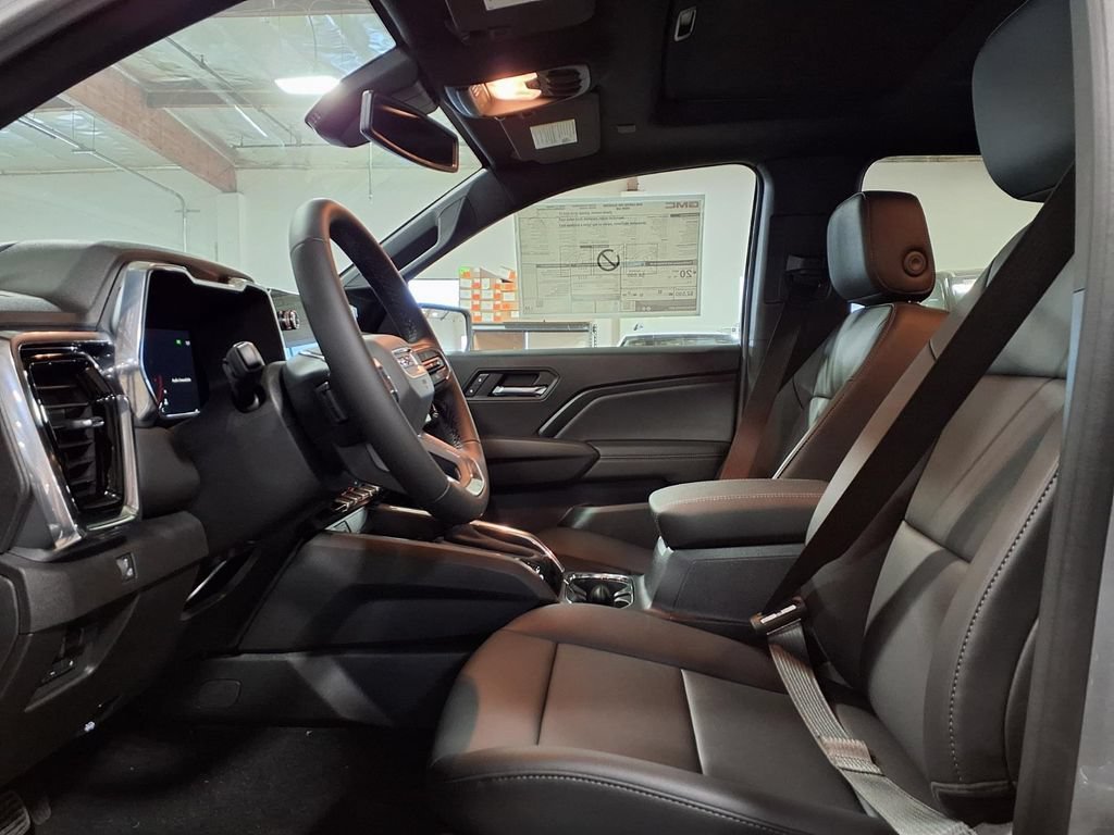 New 2026 Sterling Metallic GMC Elevation image 20