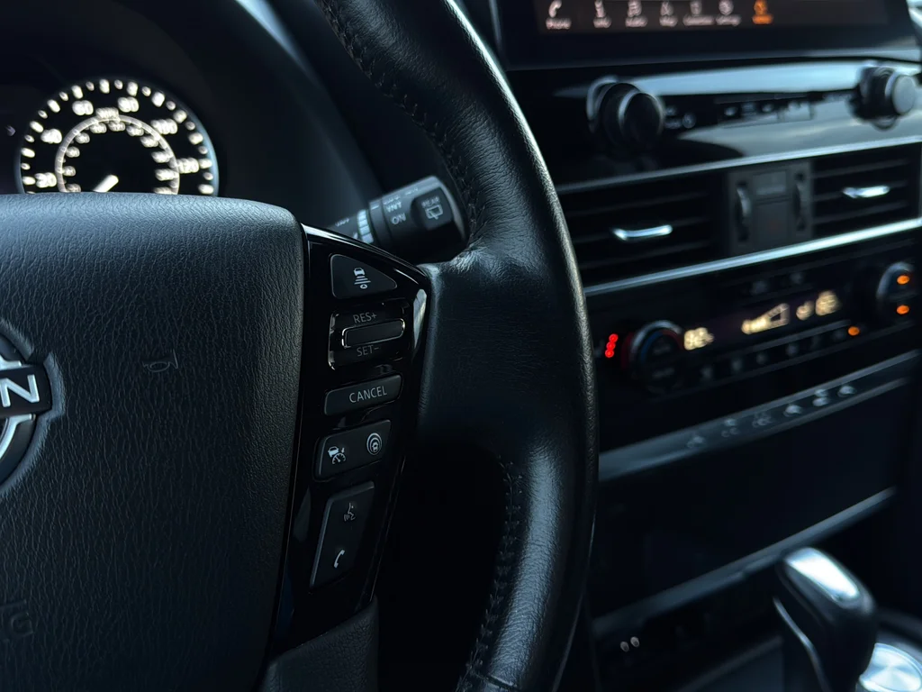 Used 2021 Super Black Nissan SL image 16
