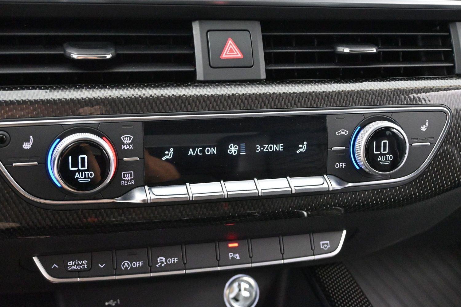 Used 2019 Daytona Gray Pearl Effect Audi Premium Plus image 22