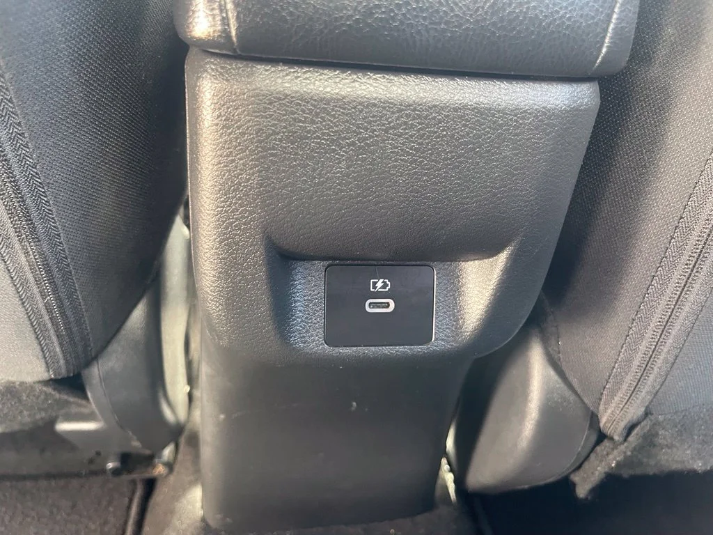 2023 Nissan Versa Sedan SV - Photo 26