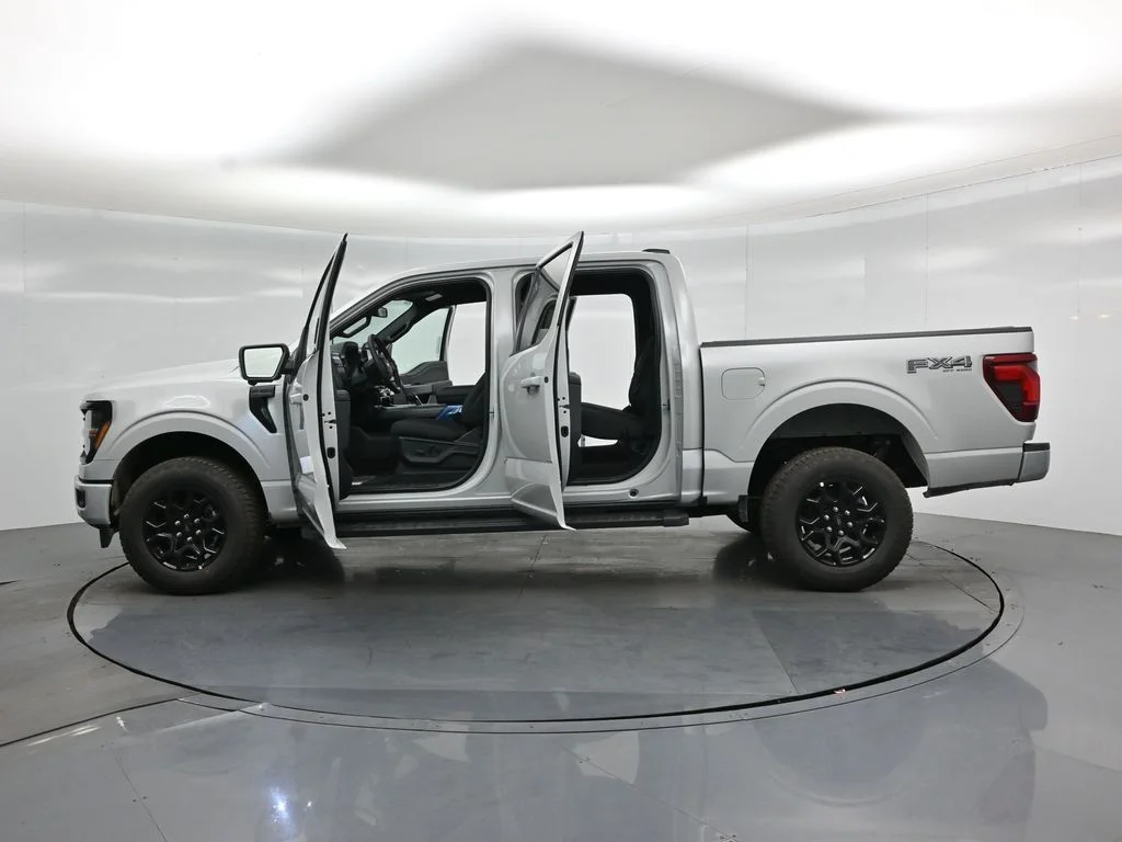 New 2026 Avalanche Ford XLT image 29
