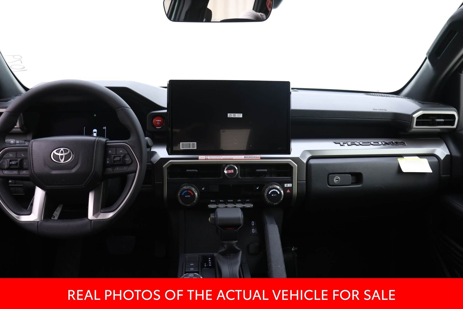 2025 Toyota Tacoma TRD Off Road - Photo 5