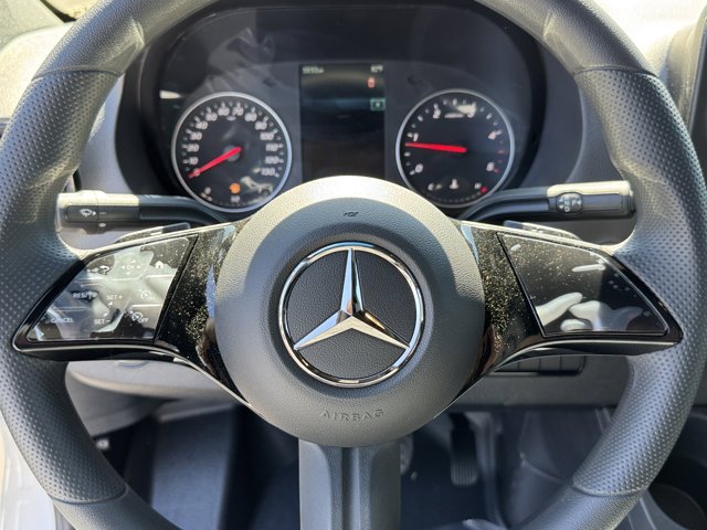 New 2025 Arctic+White Mercedes-Benz  image 11