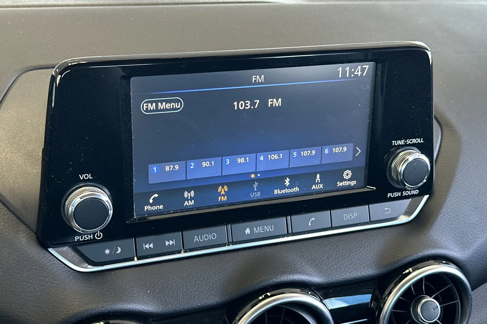 Certified Used 2024 Gun Metallic Nissan S image 17