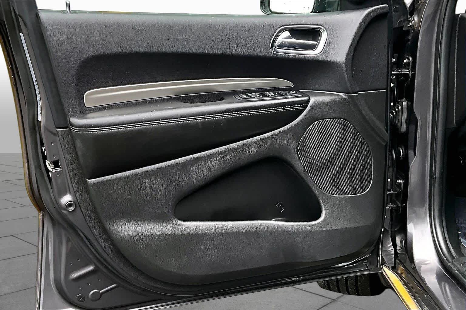 Used 2018 Granite Clearcoat Dodge SXT image 22