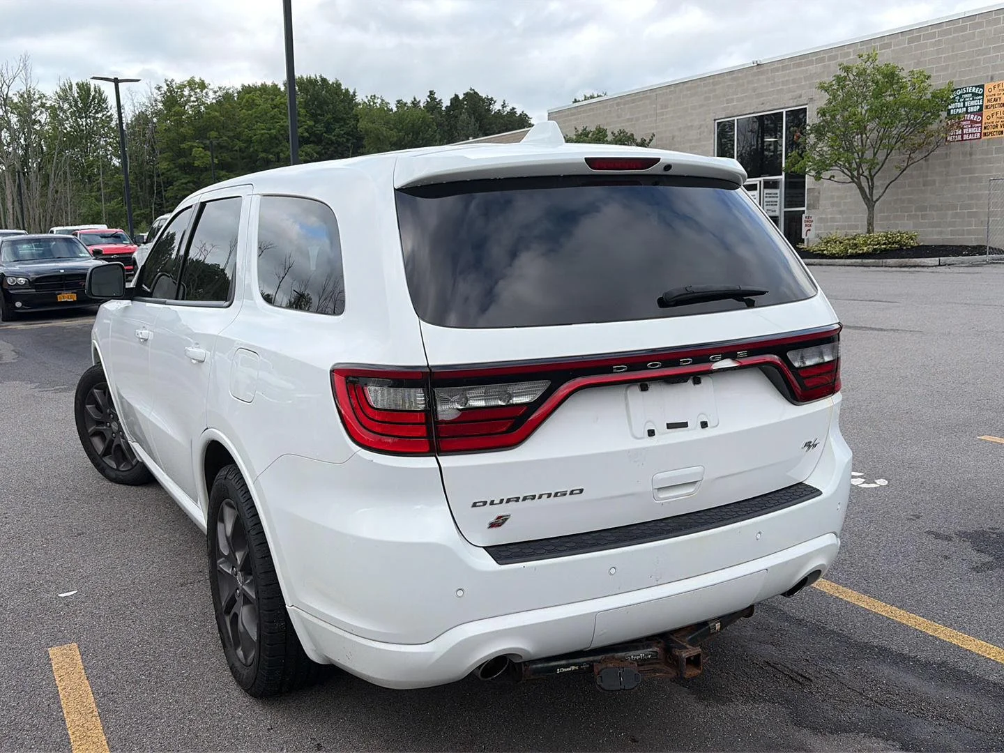 Used 2018 White Knuckle Clearcoat Dodge R/T image 3