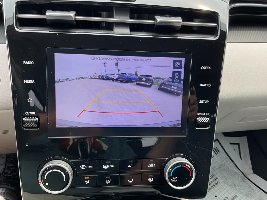 Used 2022 Portofino Gray Hyundai SEL image 25