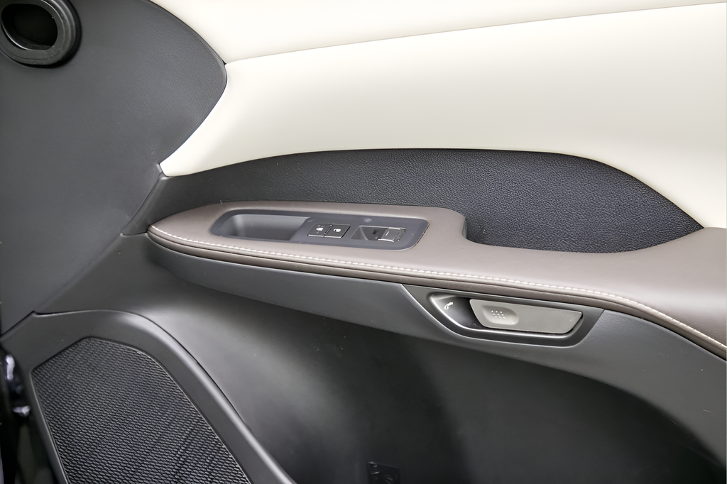 Used 2024 Mica Lexus 350 Premium image 41