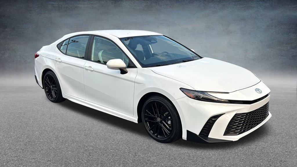 Used 2025 Ice Toyota SE image 3