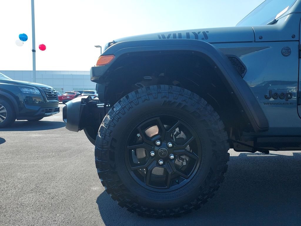 Used 2024 Gray Jeep Sport image 16