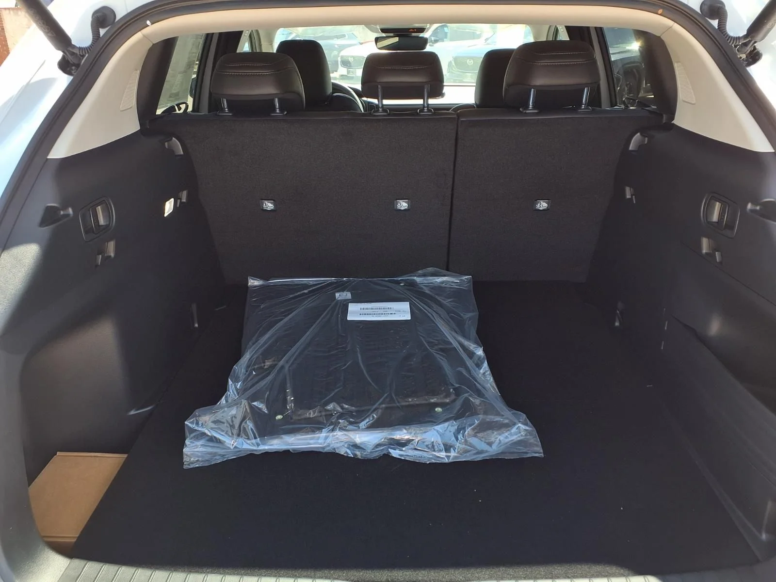 New 2026 Wind Chill Pearl Mazda Premium Plus AWD image 7
