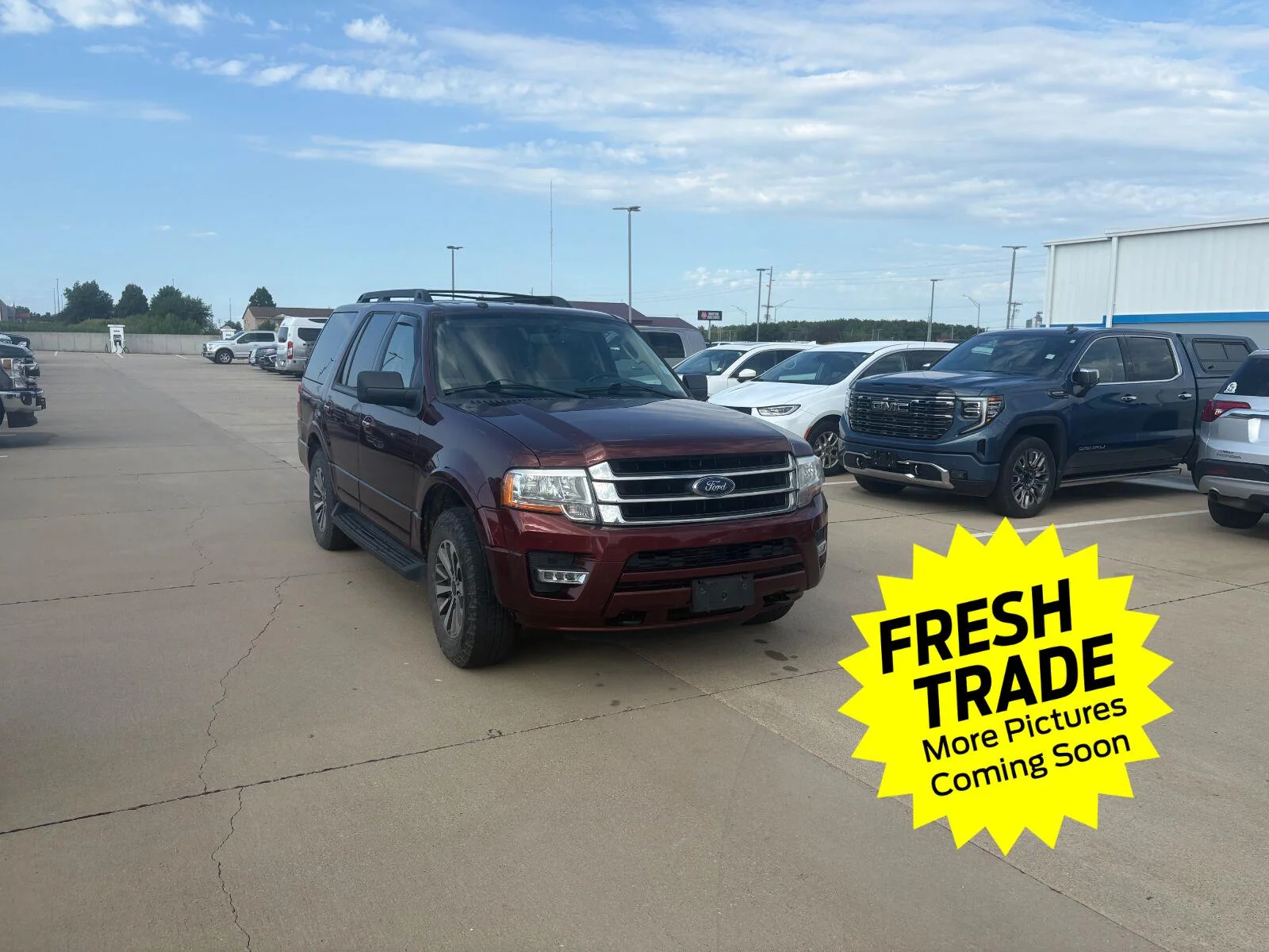 Used 2017 Ford Expedition XLT with VIN 1FMJU1JT1HEA75551 for sale in Charles City, IA