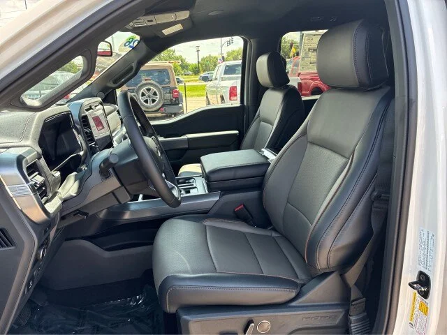 New 2026 Star White Metallic Tri-Coat Ford Lariat® image 32