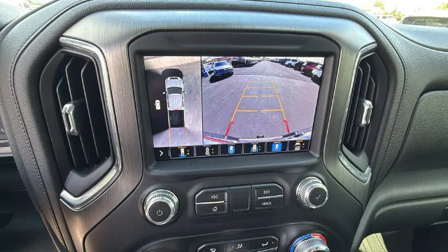 Used 2022 FOREST METALLIC GMC Denali image 16