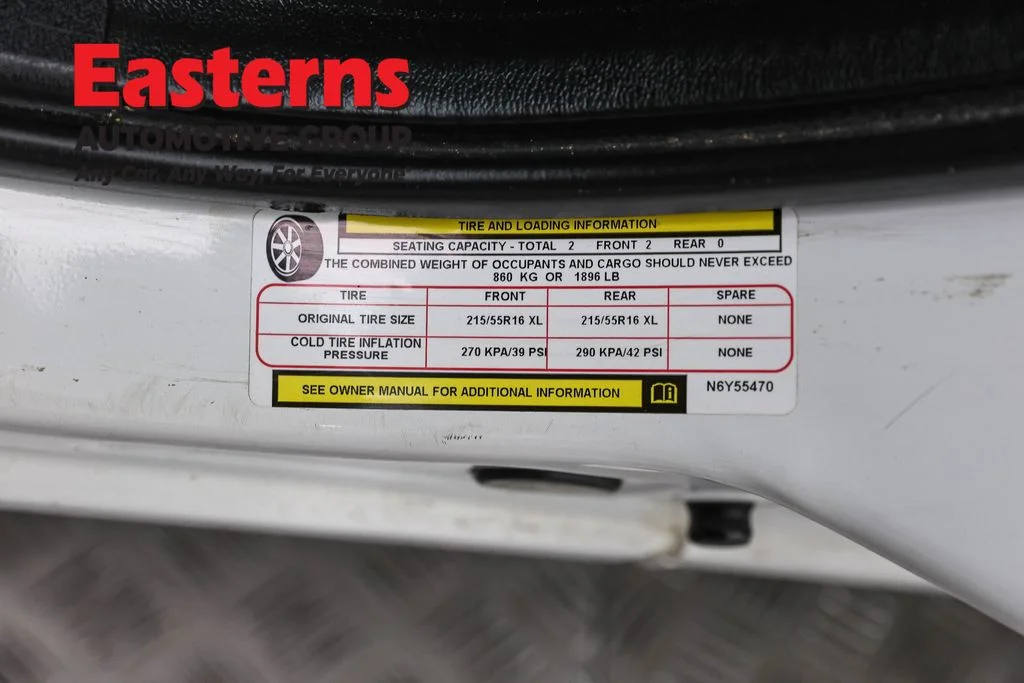 Used 2022 White Ram Base image 32