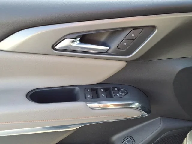 Used 2026 Sterling Gray Metallic Chevrolet LT image 17