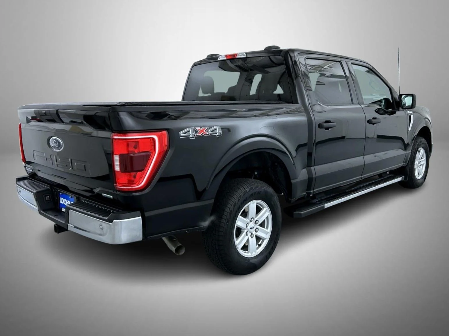 Used 2023 Black Ford XLT image 5