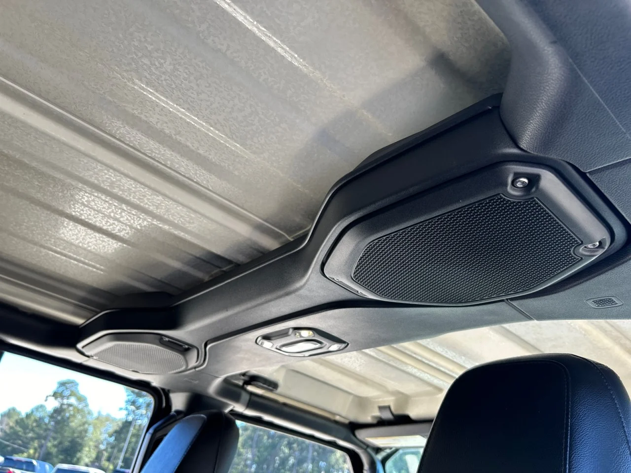 Used 2020 Black Jeep Rubicon image 25